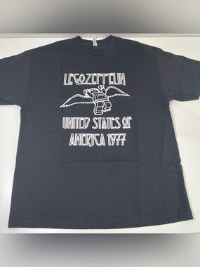 Men's LEGO Zeppelin United States Of America 1977 Graphic Tee (Black) Size XL